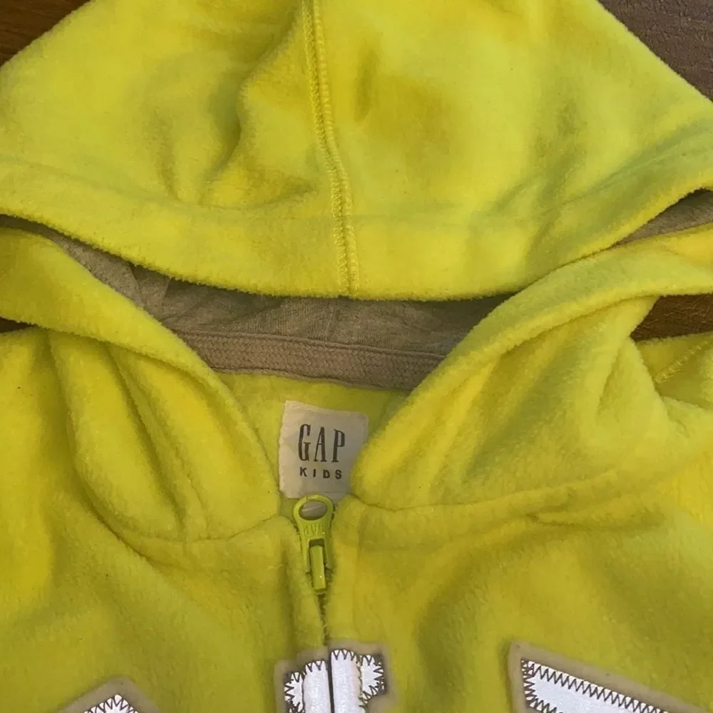 Gap hoodie size L